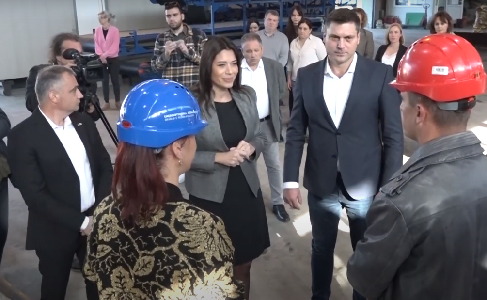 Pančevo: Ministarka Irena Vujović obišla novu liniju za separaciju ambalažnog otpada